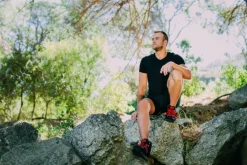 GUGGEN Mountain Freizeit Schnürer schwarz Wanderschuh von-Herren Wandern & Trekking